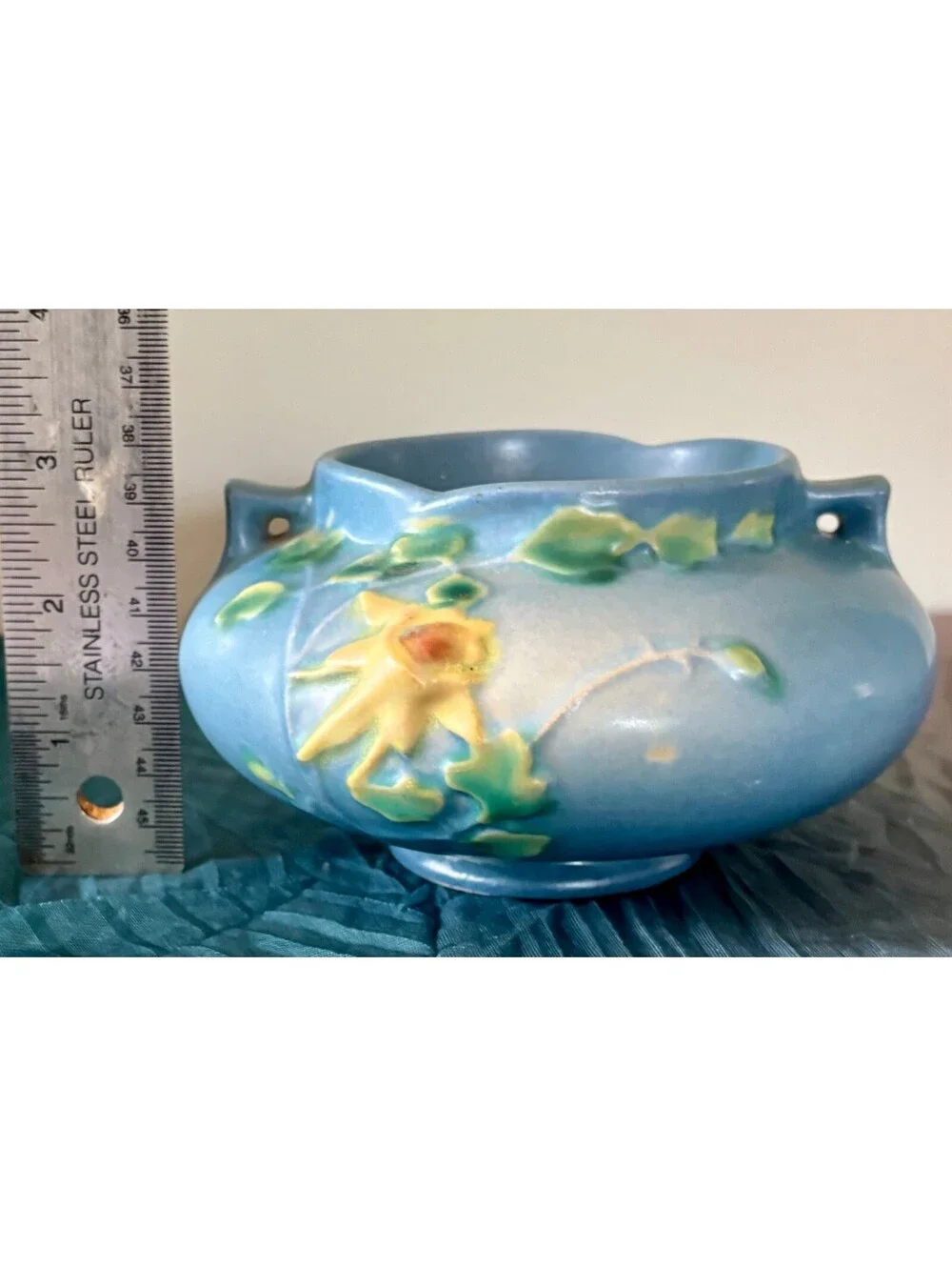 Vintage Roseville White Rose 653-3 Blue Art Pottery Planter Jardiniere 1940